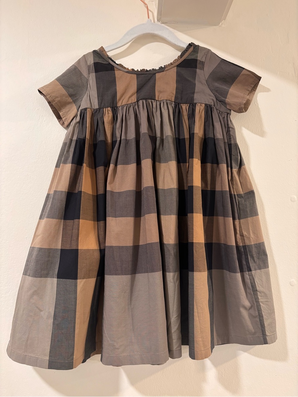 Burberry Classic Plaid Girls Check Short-Sleeve Dress in Taupe & Black NWT